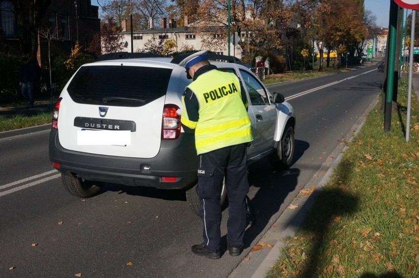 Chłopcy wbiegli wprost pod auto. Na szczęści nie odnieśli...