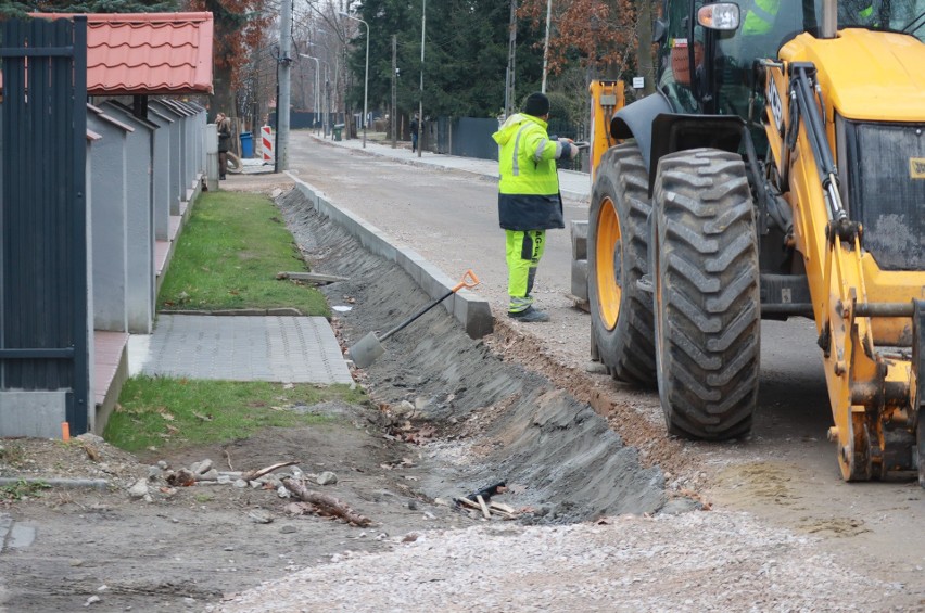 Remont Morgowej w Łodzi. Drogowcy odcięli wjazd do posesji a mieszkańcy zablokowali prace