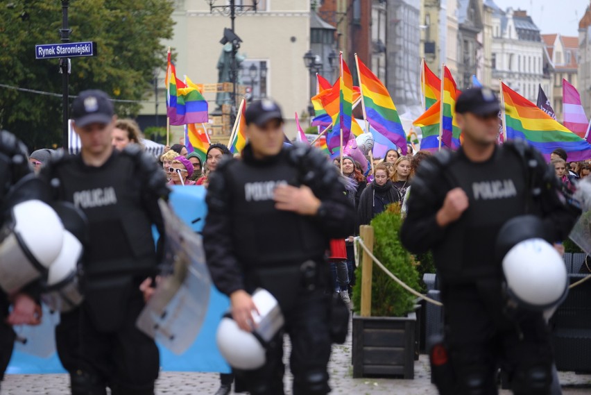Marsz Równości 2018 w Toruniu bez polityków. Znamy szczegóły!
