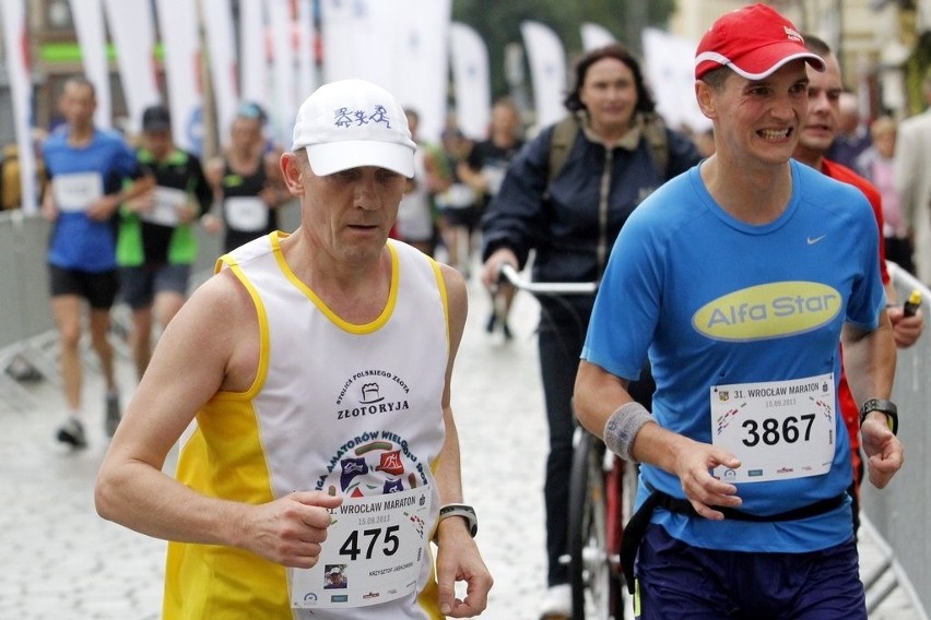 Maraton Wrocław - ZDJĘCIA - zawodnicy z numerami 3801 - 4000