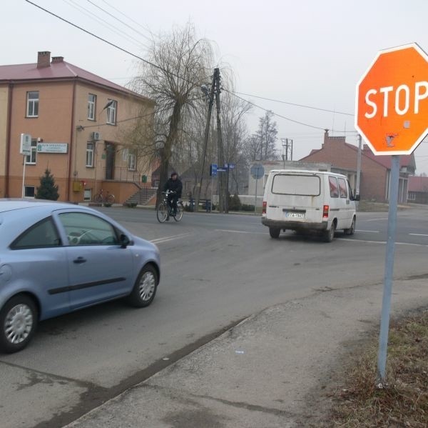 Gmina Gorzyce nie narzeka na jakość dróg, ale brak bezpiecznych chodników.