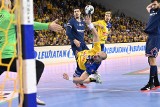 Liga Mistrzów piłkarzy ręcznych. To był kosmiczny mecz! Łomża Vive Kielce trzeci raz z rzędu w Hali Legionów pokonuje PSG Handball! ZDJĘCIA