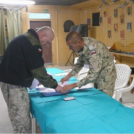 W bazie Białego Orła w Bagram w Afganistanie głosowało 150 żołnierzy.