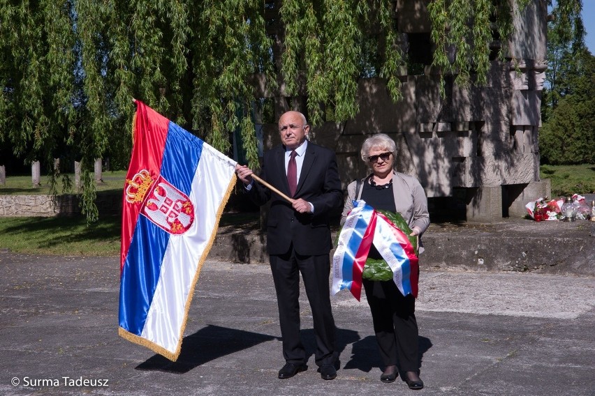 Konsul Serbii złożyła kwiaty na cmentarzu wojennym w Stargardzie [zdjęcia]