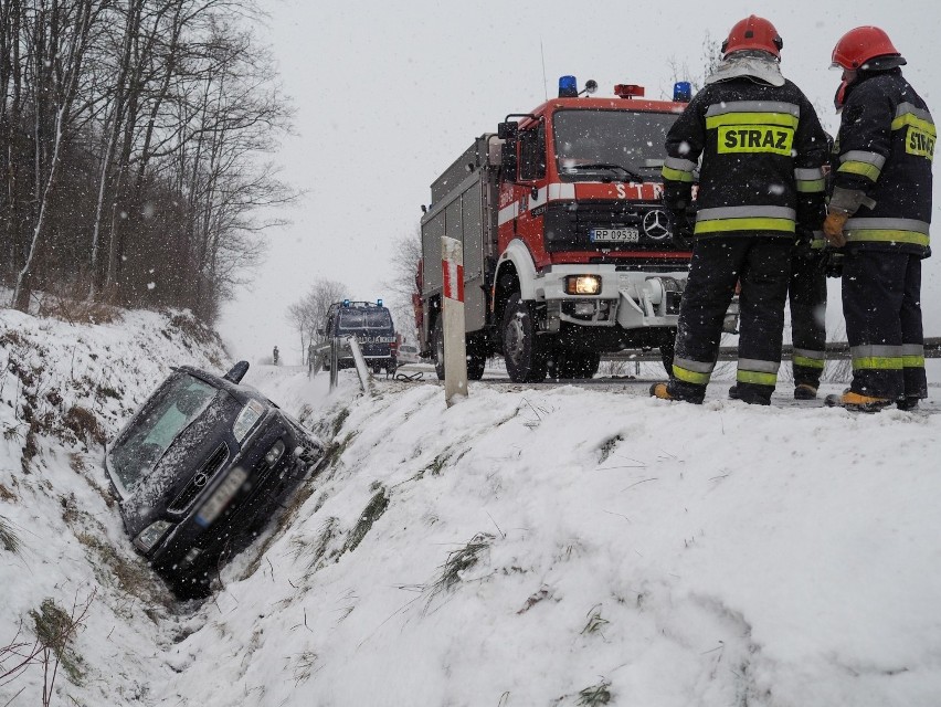 Na drodze wojewódzkiej nr 884 w Babicach w pow. przemyskim,...