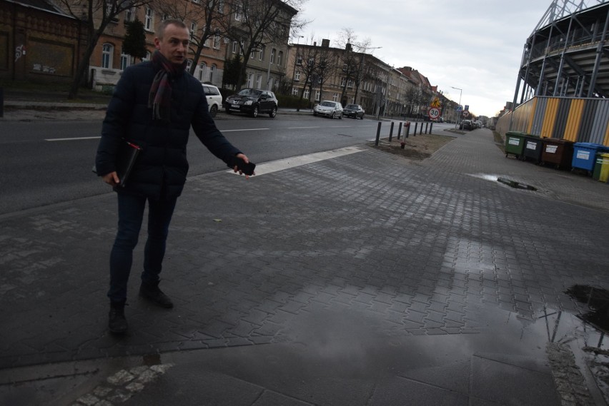 Przebudowa ul. Śląskiej miała opóźnienie. Pierwotnie miała...