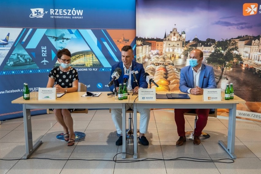 Lotnisko i Rzeszów wznawiają współpracę promocyjną. Umowa jest do marca przyszłego roku  