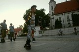 Nightskating Białystok ruszył sprzed katedry (zdjęcia, wideo)