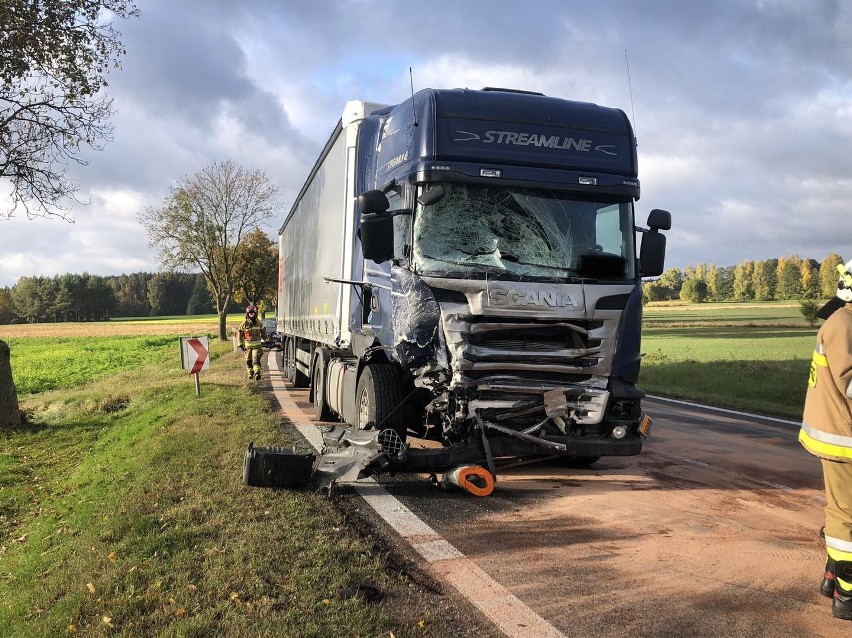 Horodnianka. Tragiczny wypadek na krajowej ósemce. Bus zderzył się z tirem