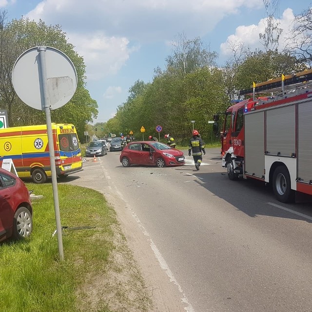 Aż sześć aut zderzyło się w niedzielę w Bydgoszczy.