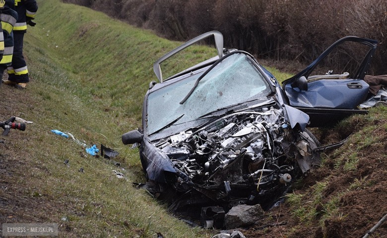 Tragiczny wypadek na DK 8. Nie żyje kierowca hondy [ZDJĘCIA]                            