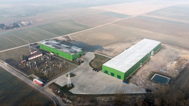 SBN Runowo jest pierwszym przedsiębiorstwem produkcyjnym na północy Polski oferującym firmom budowlanym i przedsiębiorstwom prefabrykacji betonów szeroki asortyment stali