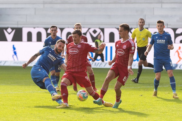 Kownacki i Karbownik w niedzielnym meczu