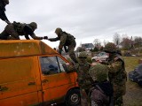 Jak znaleźć drogę bez GPS, jak przetrwać bez jedzenia w lesie? Warsztaty survivalowo-proobronne organizuje stowarzyszenie z Opola