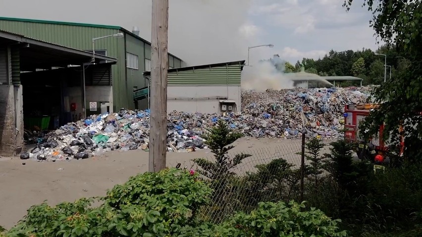 Duży pożar na Dolnym Śląsku. Płonie składowisko odpadów 