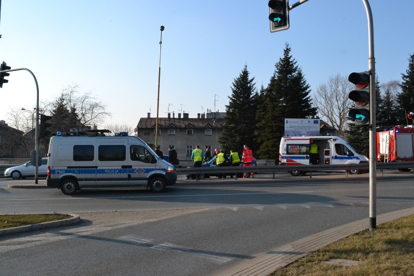 Bielsko-Biała: Miał 3,42 promila. Spowodował kolizję [ZDJĘCIA]