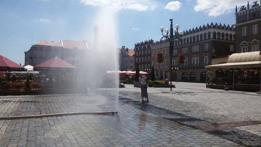 Kurtyna wodna w Raciborzu na rynku