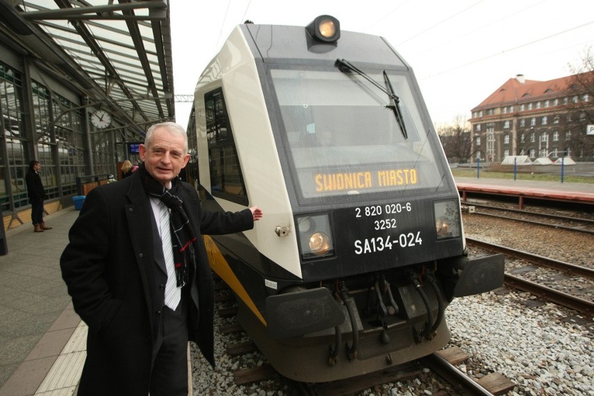 Wrocław, otwarcie nowego połączenia kolejowego Wrocław -...