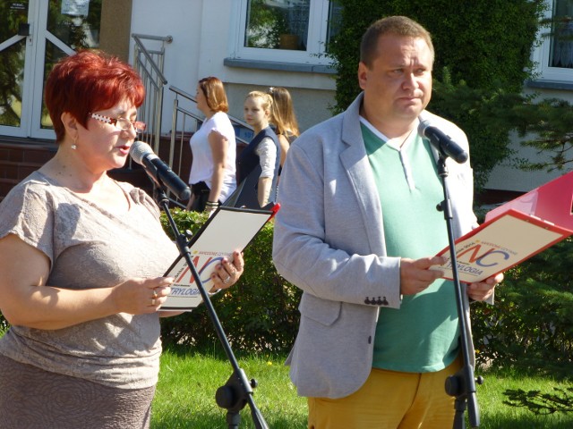 Artur Jakubowski (z prawej) rezygnację z zajmowanego stanowiska złożył kilka dni temu. Dyrektorem placówki został w 2008 roku.