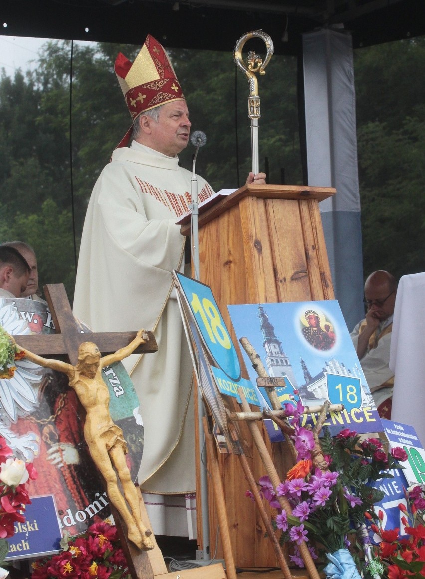 Radomska  Pielgrzymka na Jasną Górę(msza święta )