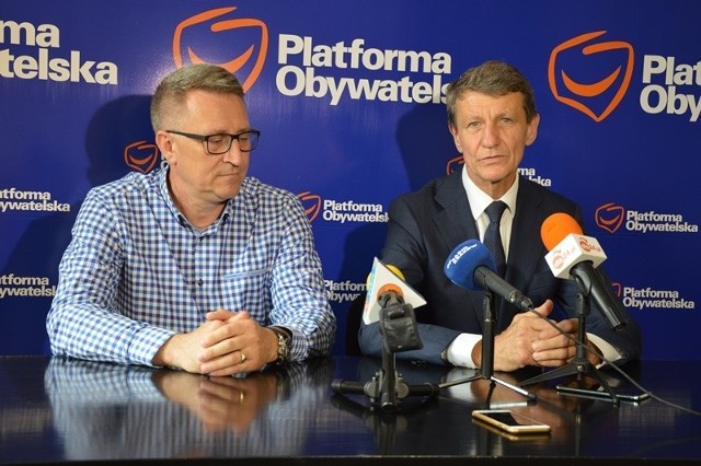 Andrzej Czerwiński (z prawej) będzie startował do Sejmu z drugiego miejsca listy Koalicji Obywatelskiej