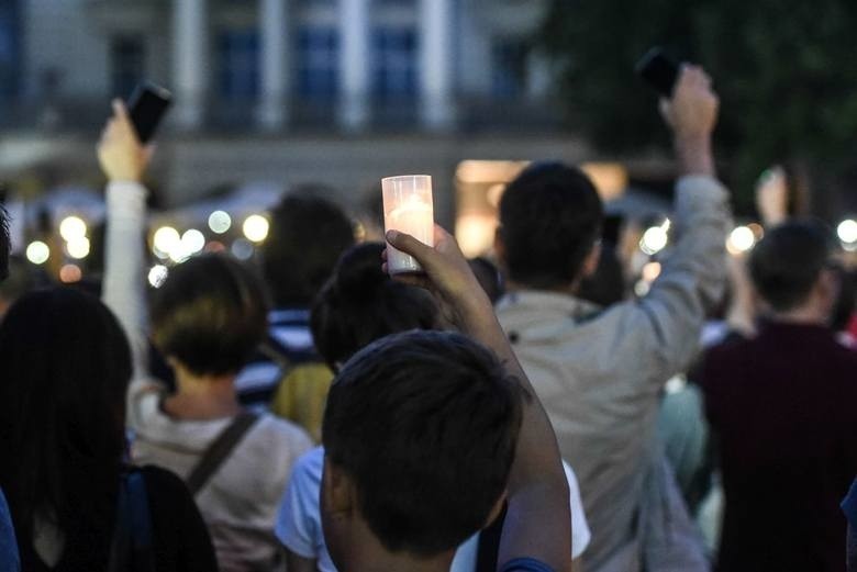 Manifestacja w Poznaniu w obronie niezawisłości sądów