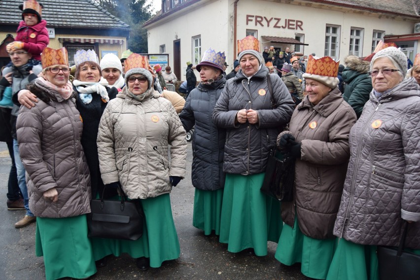 Orszak Trzech Króli przemaszerował przez Borne Sulinowo AKTUALIZACJA [zdjęcia]