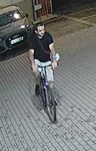 Ukradli rower w centrum Łodzi. Kto ich rozpoznaje? ZDJĘCIA