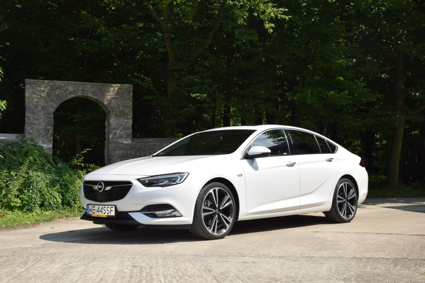 Opel Insignia Grand Sport...