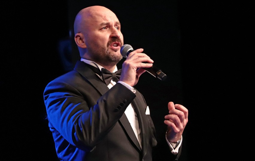 Gościem specjalnym koncertu był Marcin Pomykała, tenor, a...