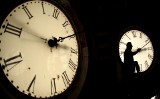 [ZMIANA CZASU 2017] [CZAS ZIMOWY] Nie dla zmiany czasu? Dlaczego wciąż musimy przestawiać zegarki