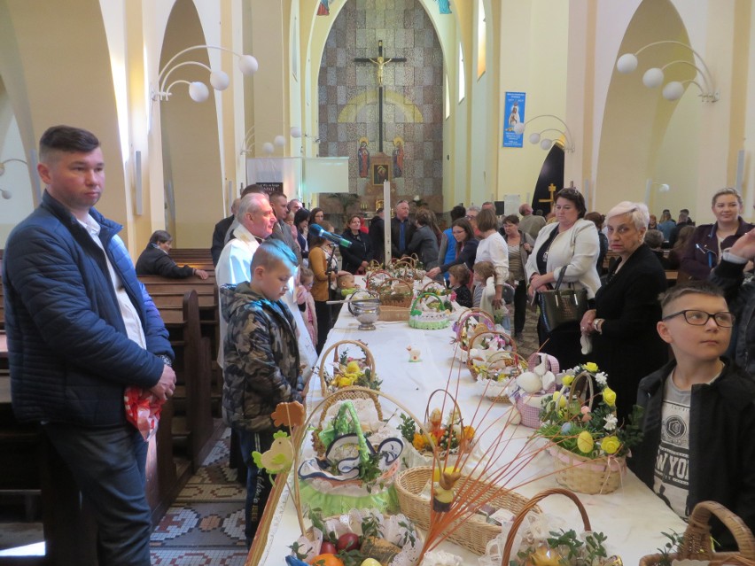 W tym roku nie ma w kościołach święcenia pokarmów....