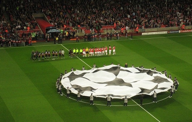 Mecz Ajax - Tottenham na żywo pokaże m.in. stacja TVP1.