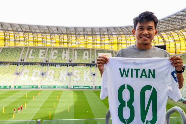 Młody Indonezyjczyk Witan Sulaeman będzie miał w Lechii Gdańsk koszulkę z numerem 80