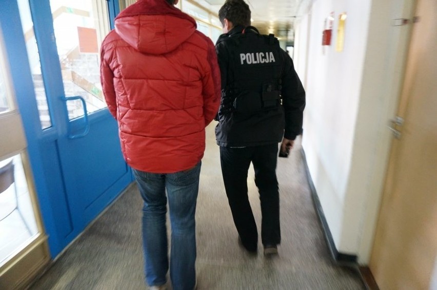 Korupcja w urzędzie w Katowicach: Policjanci zatrzymali...