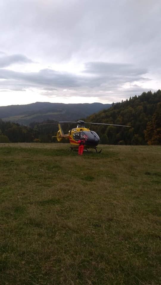 Pieniny. Śmigłowiec musiał pomoc rannemu rowerzyście [ZDJĘCIA]