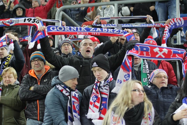 Górnik Zabrze - Arka Gdynia. Tak było na trybunachZobacz kolejne zdjęcia. Przesuwaj zdjęcia w prawo - naciśnij strzałkę lub przycisk NASTĘPNE 