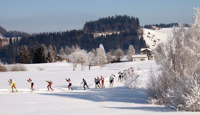 8 lutego	Bieg łączony kobiet na 15 km  11:00 CET...