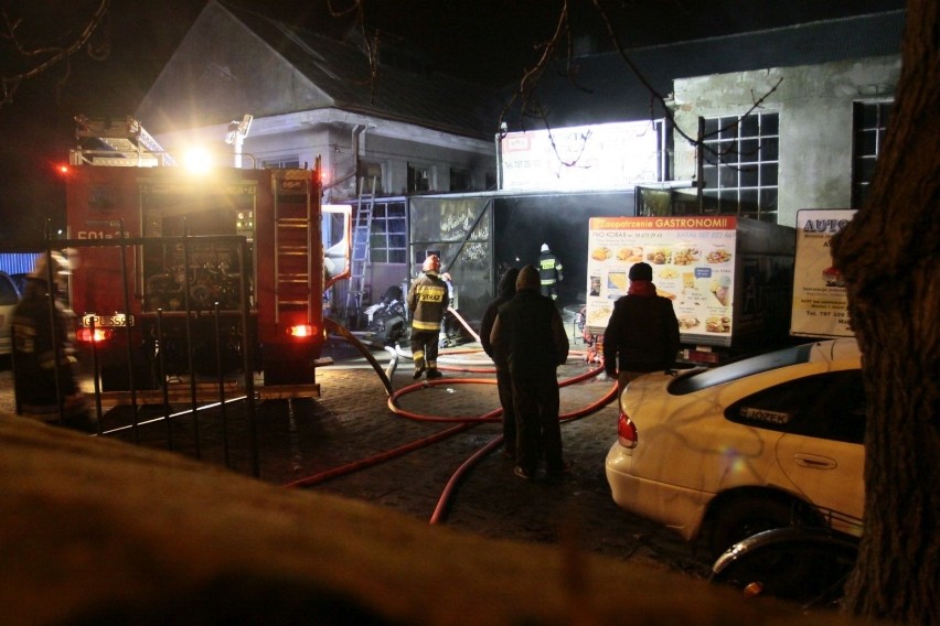 Pożar warsztatu samochodowego w Pucku, 10 lutego 2015