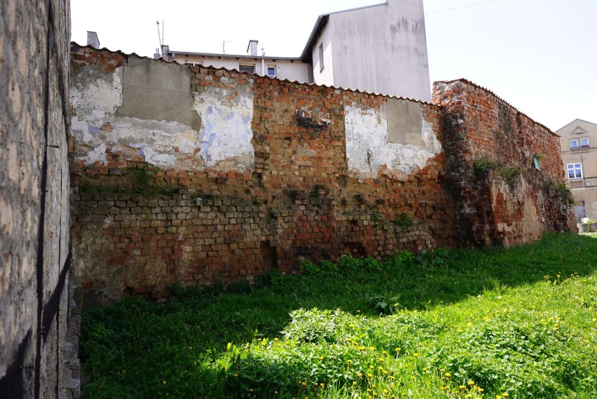 Fragment murów przy ulicy Wodnej w Tczewie.