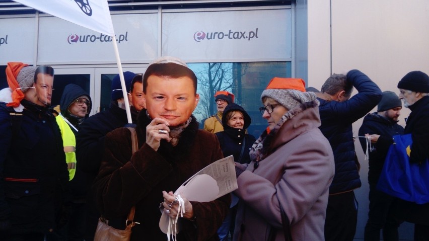 Jarosław Kaczyński we Wrocławiu, a pod Cuprum Protest....
