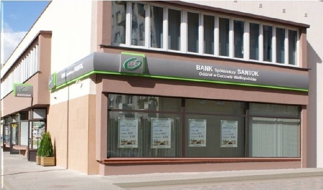 Gorzowski oddział banku przy Placu Staromiejskim to najnowsza placówka BS-u z Santoka. Został otworzony we wrześniu zeszłego roku.