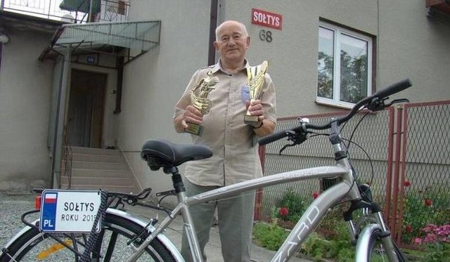 Czesław Smółka jest już sołtysem Przecieszyna 38 lat. Kilka lat temu został "Sołtysem Roku" w Polsce