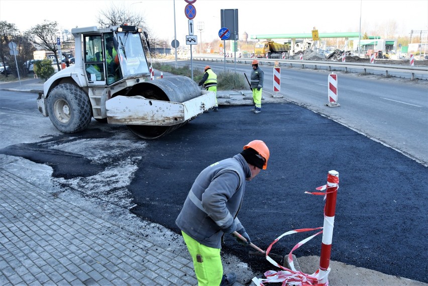 Centrum przesiadkowe Opole Wschodnie. Na miejscu trwają...