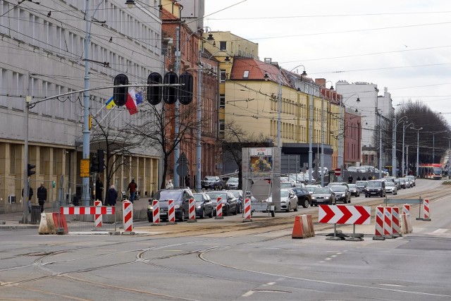 Sytuacja na skrzyżowaniu Nowych Ogrodów i 3 Maja z połowy marca