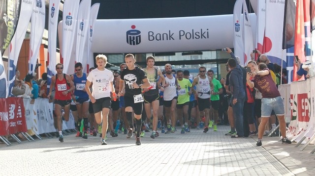 W IV PKO Maratonie Rzeszowskim pobiegnie około 600 osób. Strat i meta na dziedzińcu CH Millenium Rzeszów