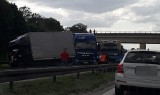 Wypadek 3 aut na autostradzie A4 pod Wrocławiem. Droga zablokowana, potężne korki