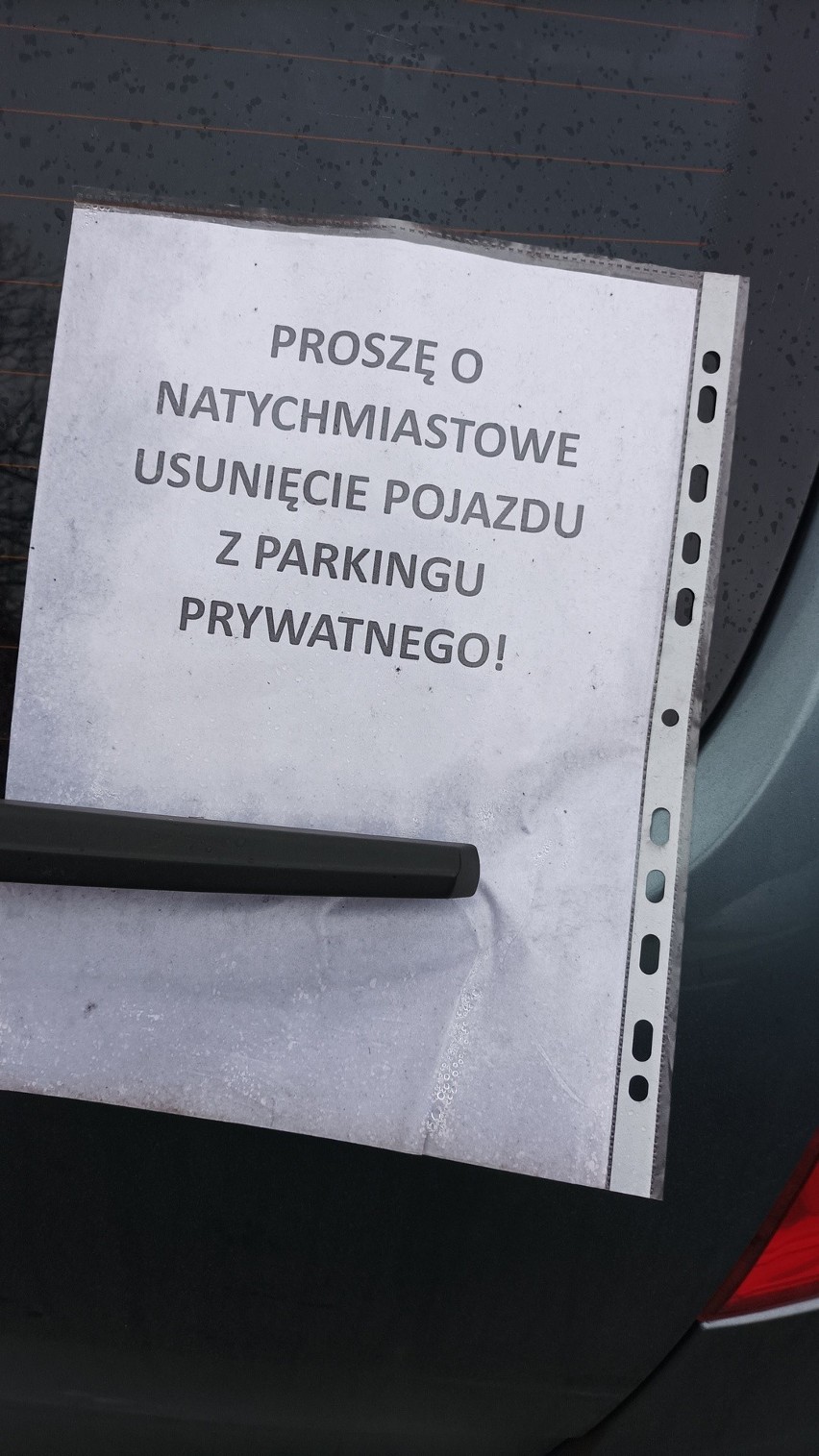 Samochód na prywatnym parkingu w Bydgoszczy. Czy można go usunąć?