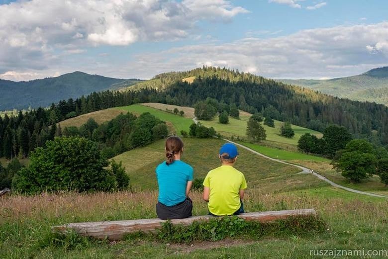 TOP 10 szczytów w Beskidach, które można zdobyć łatwo, szybko i przyjemnie. Samemu lub z całą rodziną