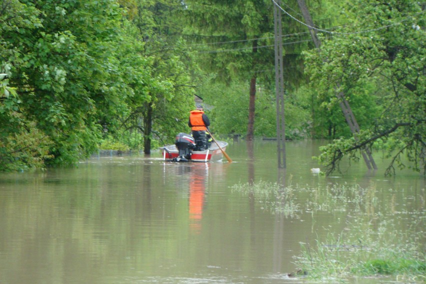 10 lat temu gmina Koszyce walczyła z wielką powodzią [ZDJĘCIA]